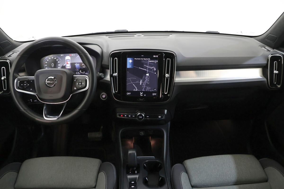 volvo-xc40-2022-hibrido-1477cc