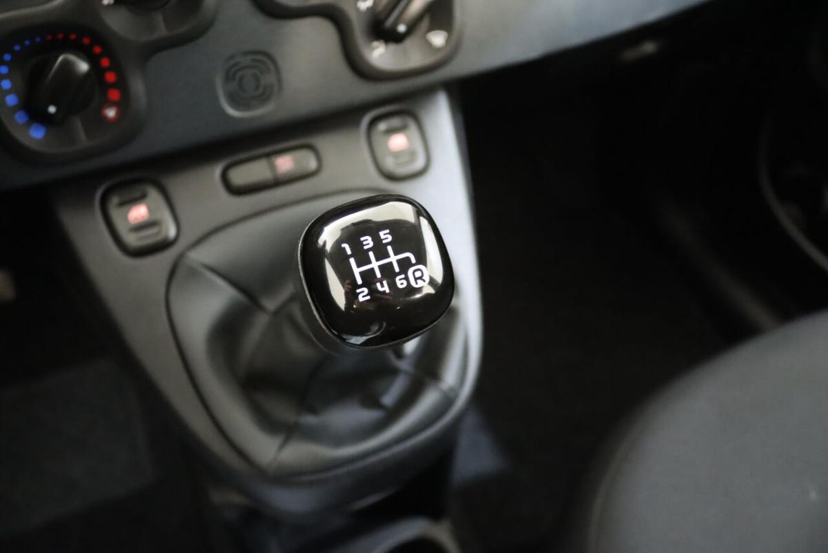 fiat-panda-2024-gasolina-999cc