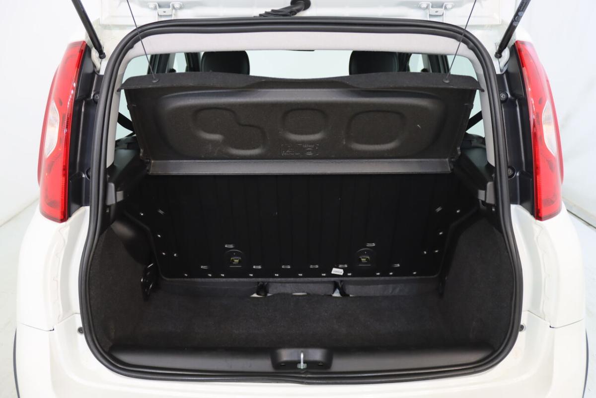 fiat-panda-2024-gasolina-999cc