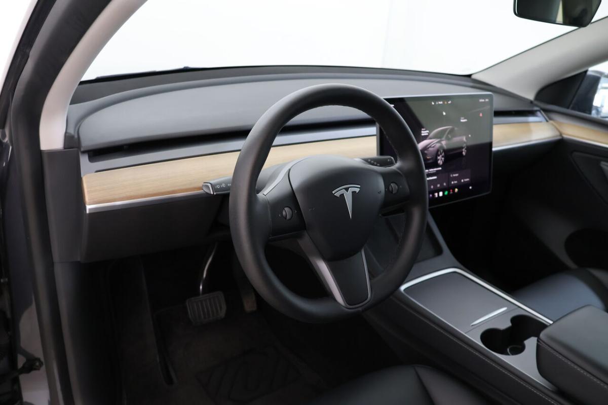 tesla-model-y-2022-eletrico-0cc