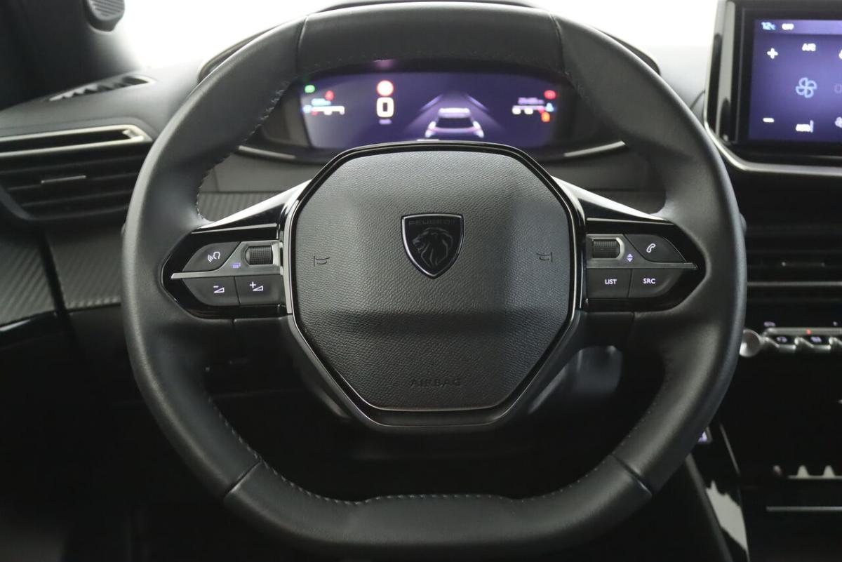 peugeot-2008-1-2-puretech-2025-gasolina-1199cc