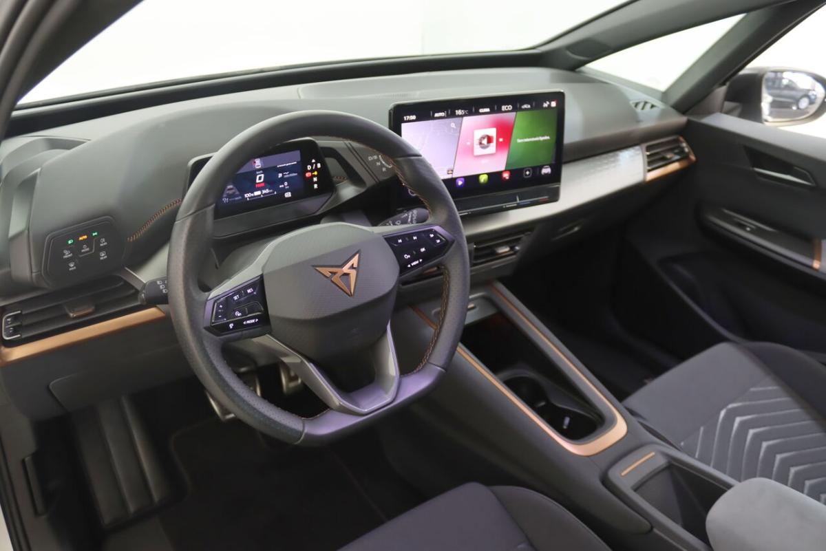 cupra-born-2023-eletrico-1cc
