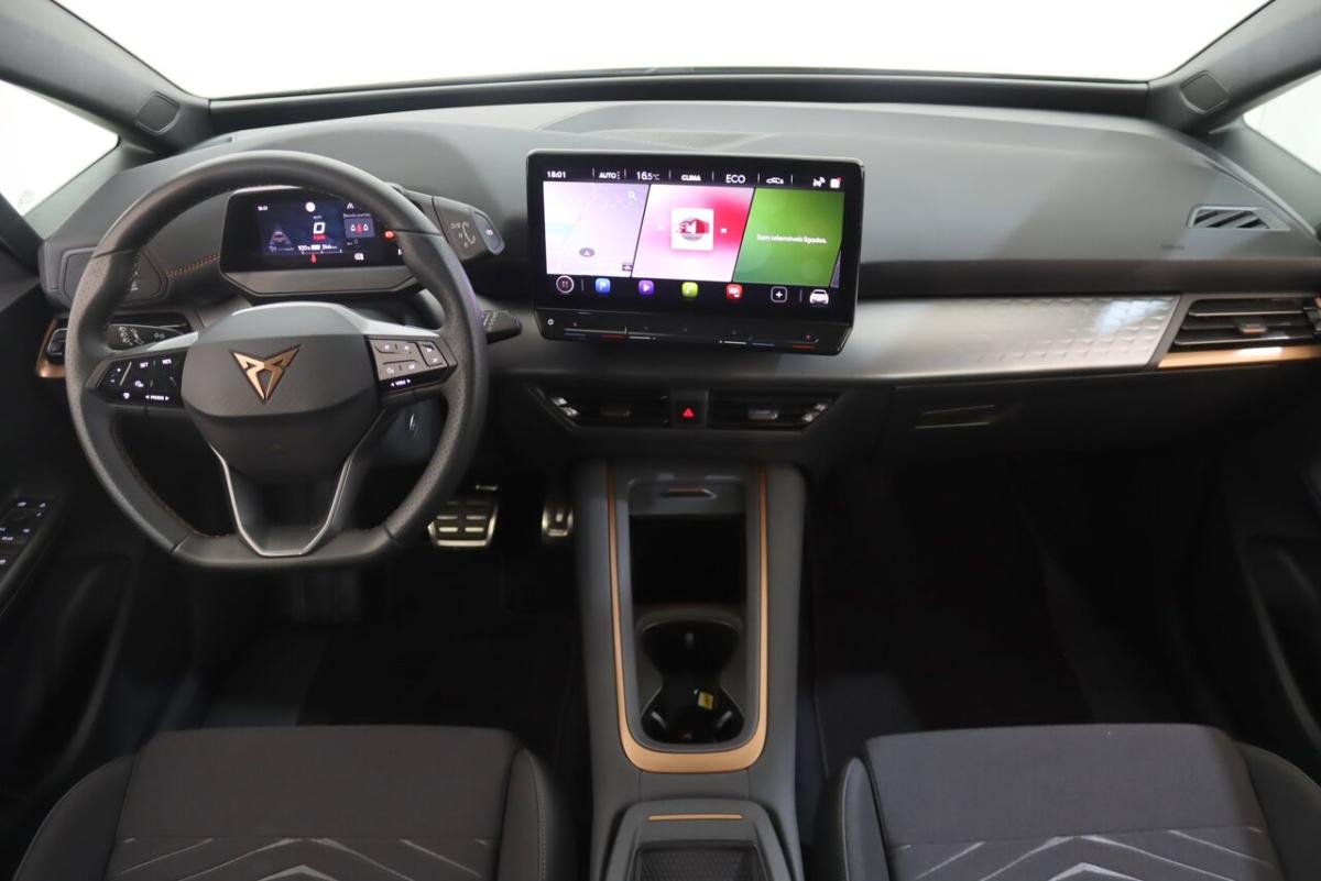 cupra-born-2023-eletrico-1cc