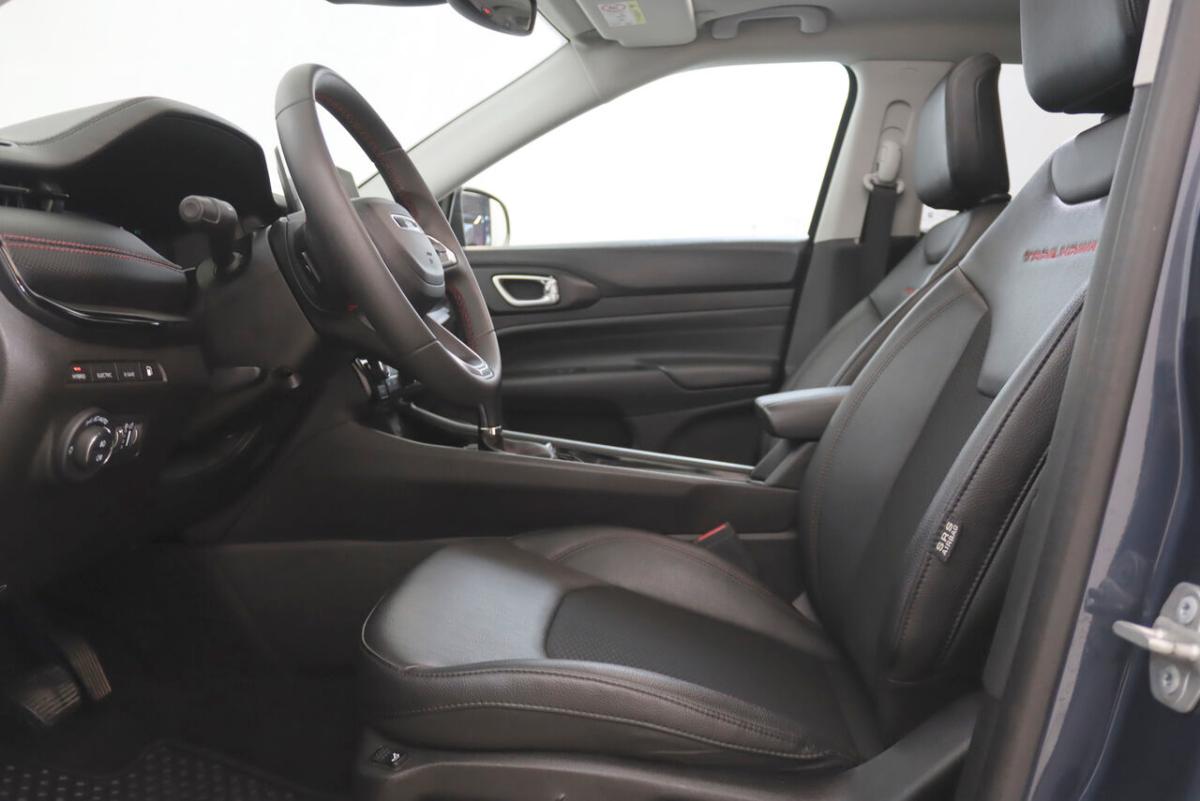 jeep-compass-2023-hibrido-1332cc