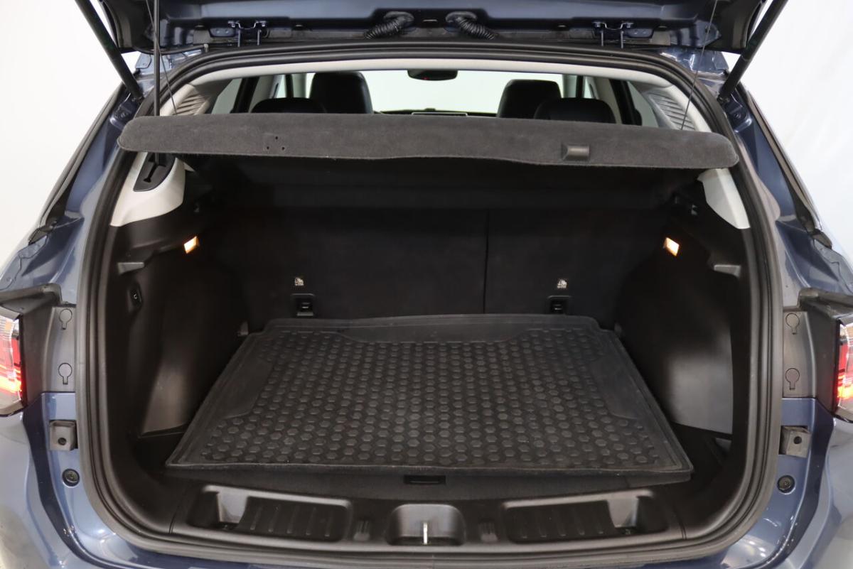 jeep-compass-2023-hibrido-1332cc