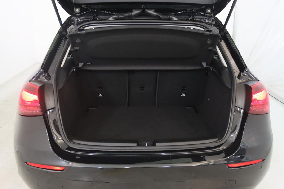 mercedes-benz-classe-a-a-200-2024-gasolina-1332cc