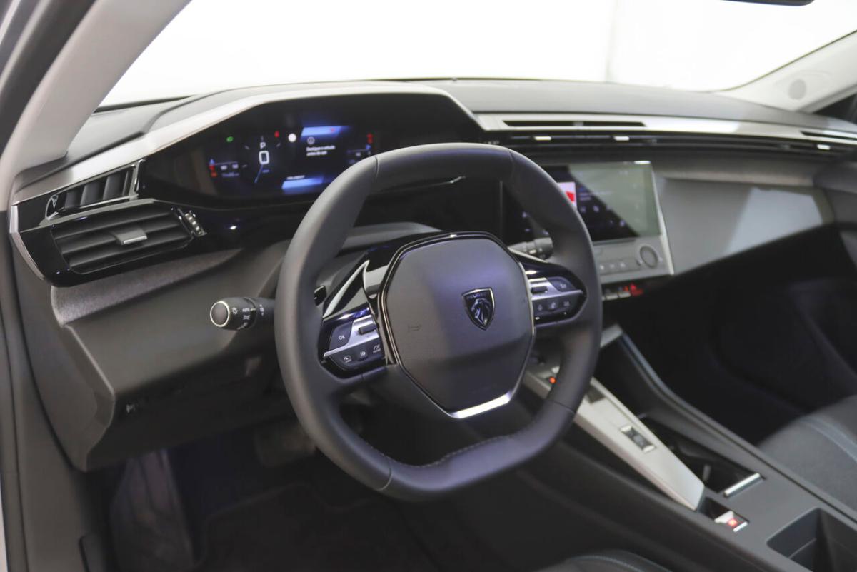 peugeot-308-sw-2025-hibrido-a-gasolina-1199cc
