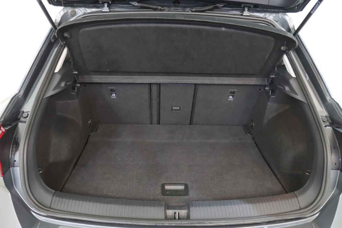 volkswagen-t-roc-2024-gasolina-999cc