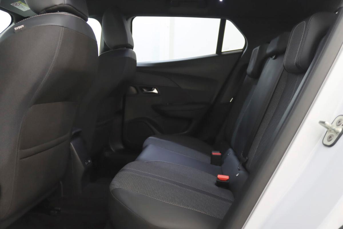 peugeot-2008-2025-hibrido-a-gasolina-1199cc