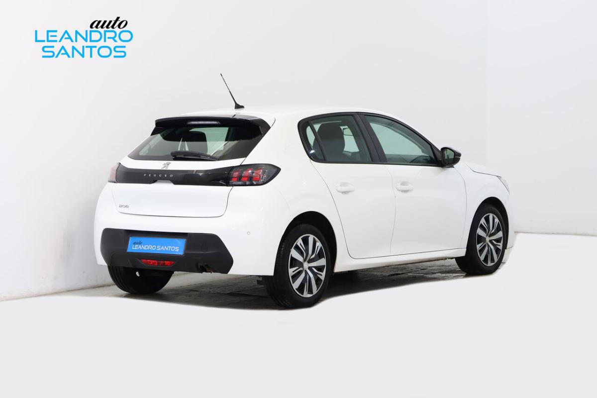 peugeot-208-2023-gasolina-1199cc