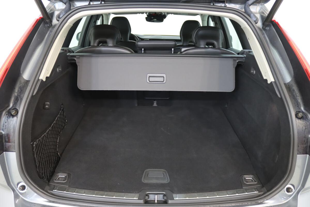 volvo-xc60-2019-hibrido-1969cc
