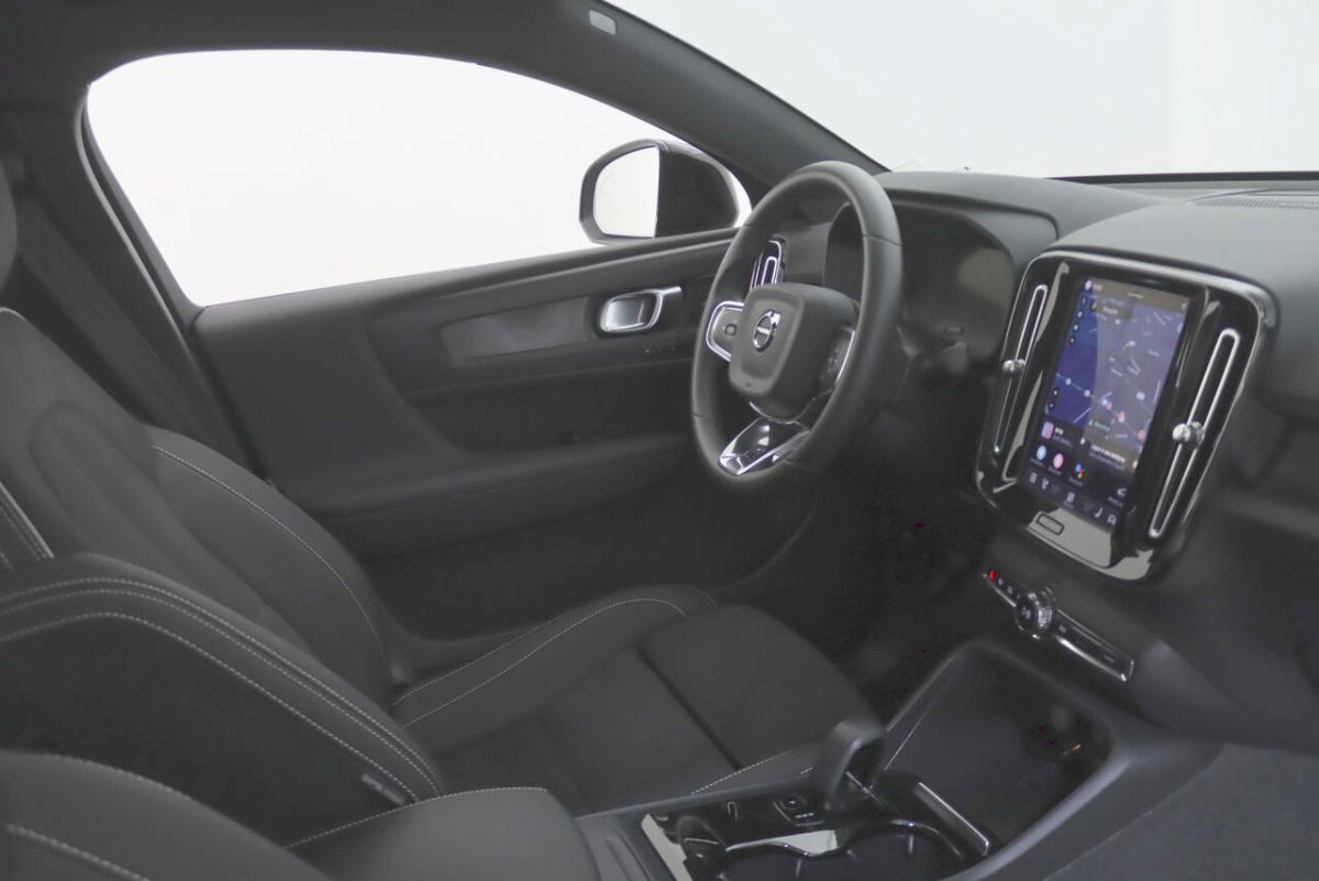 volvo-c40-2024-eletrico-800cc