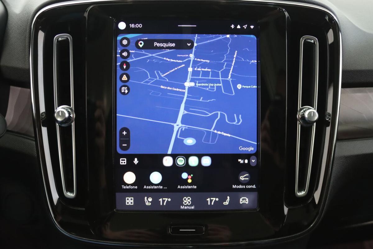 volvo-c40-2024-eletrico-800cc