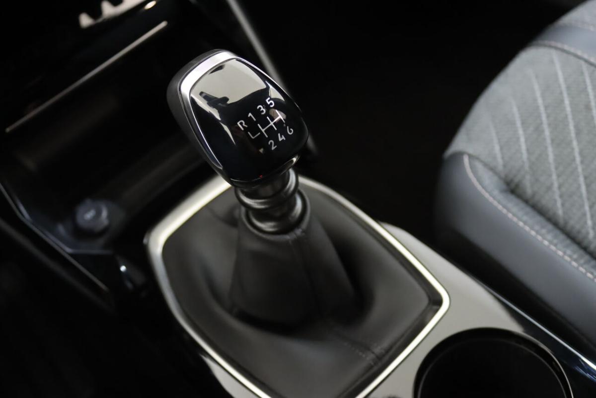 peugeot-2008-1-2-puretech-2025-gasolina-1199cc