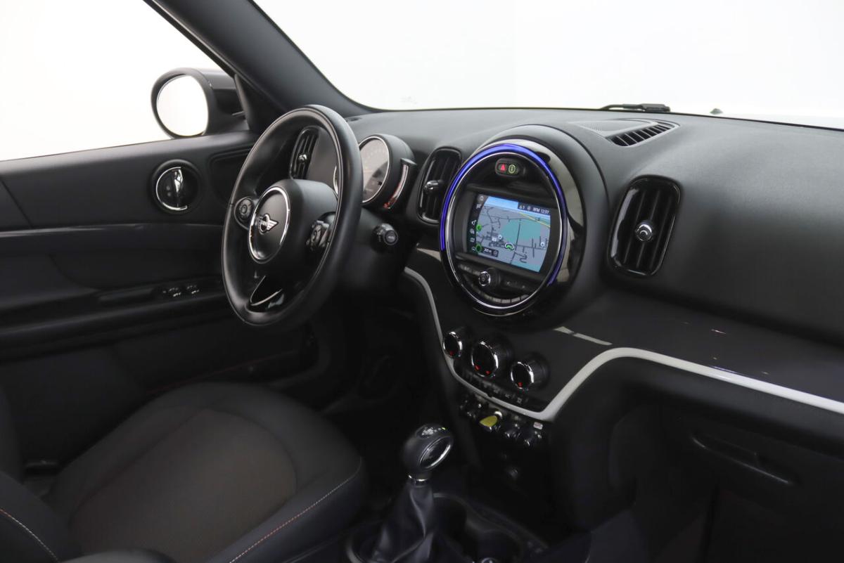 mini-countryman-2019-hibrido-1499cc