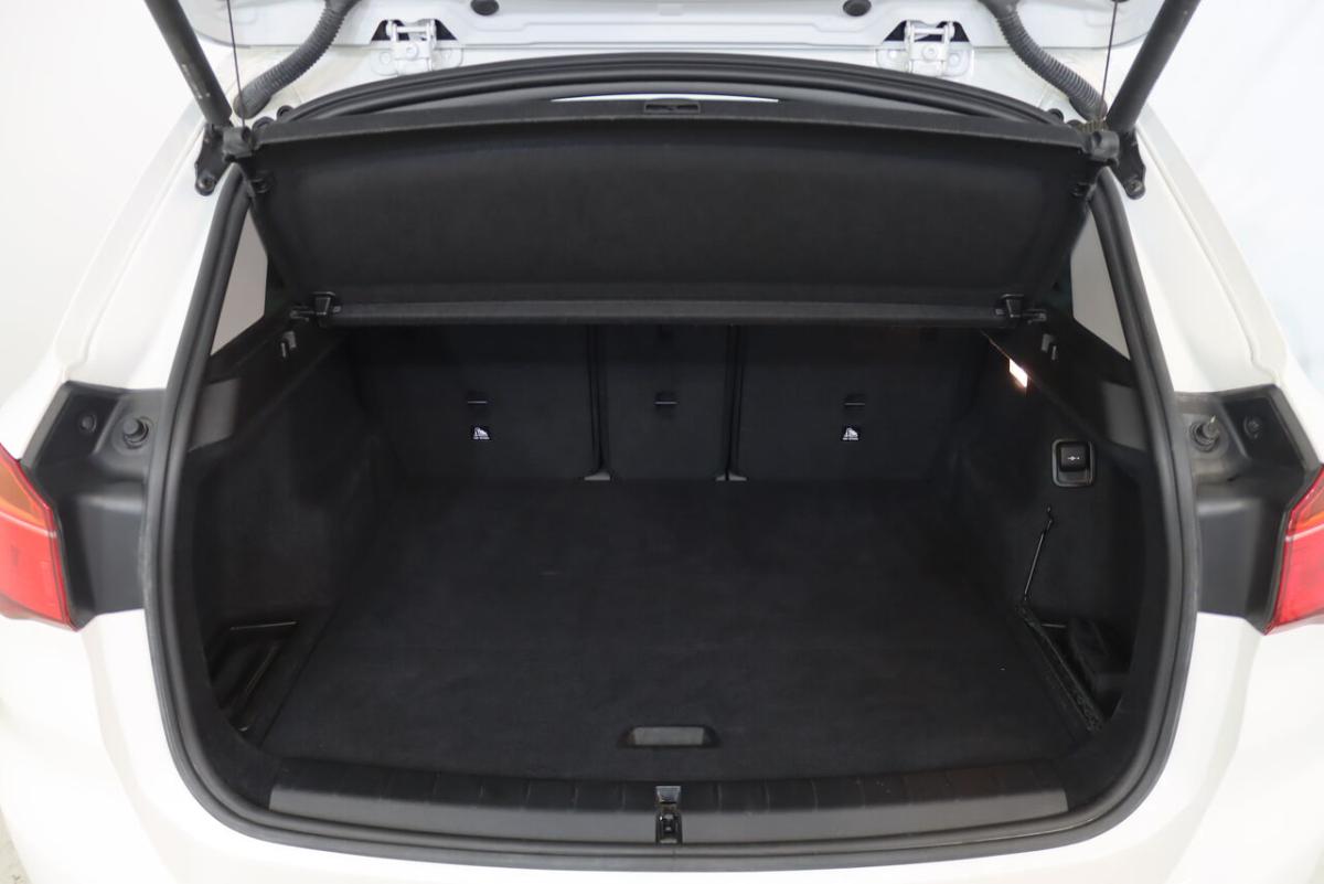 bmw-x1-2022-diesel-1496cc