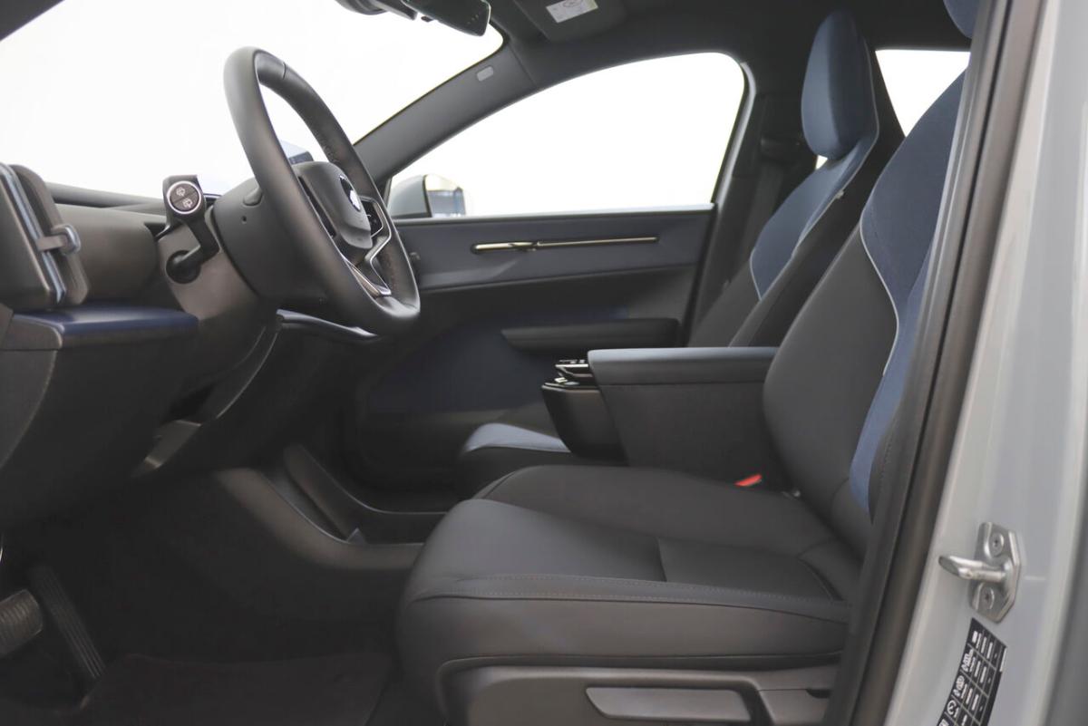 volvo-ex30-69-kwh-2024-eletrico-1cc