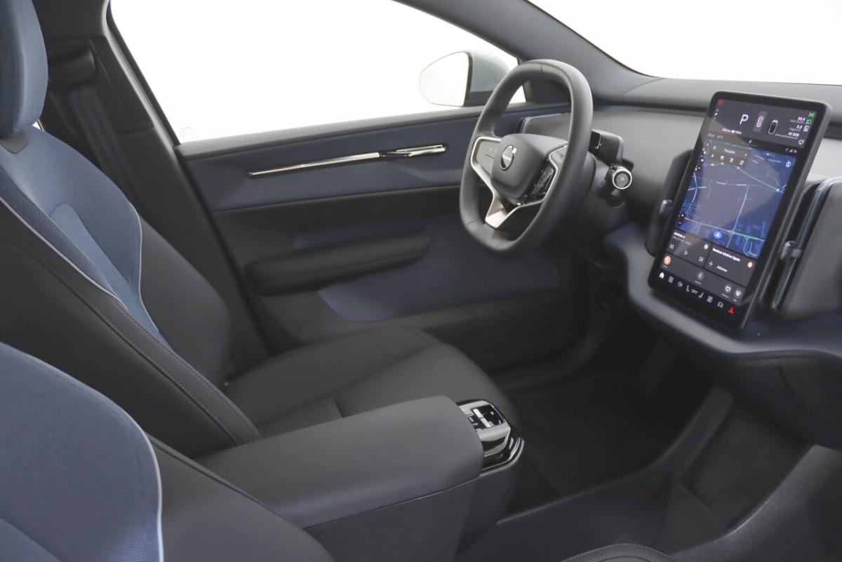 volvo-ex30-69-kwh-2024-eletrico-1cc