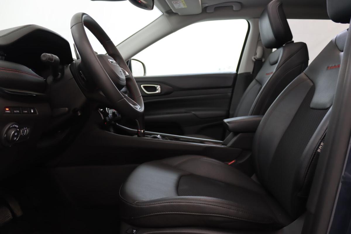 jeep-compass-2023-hibrido-1332cc