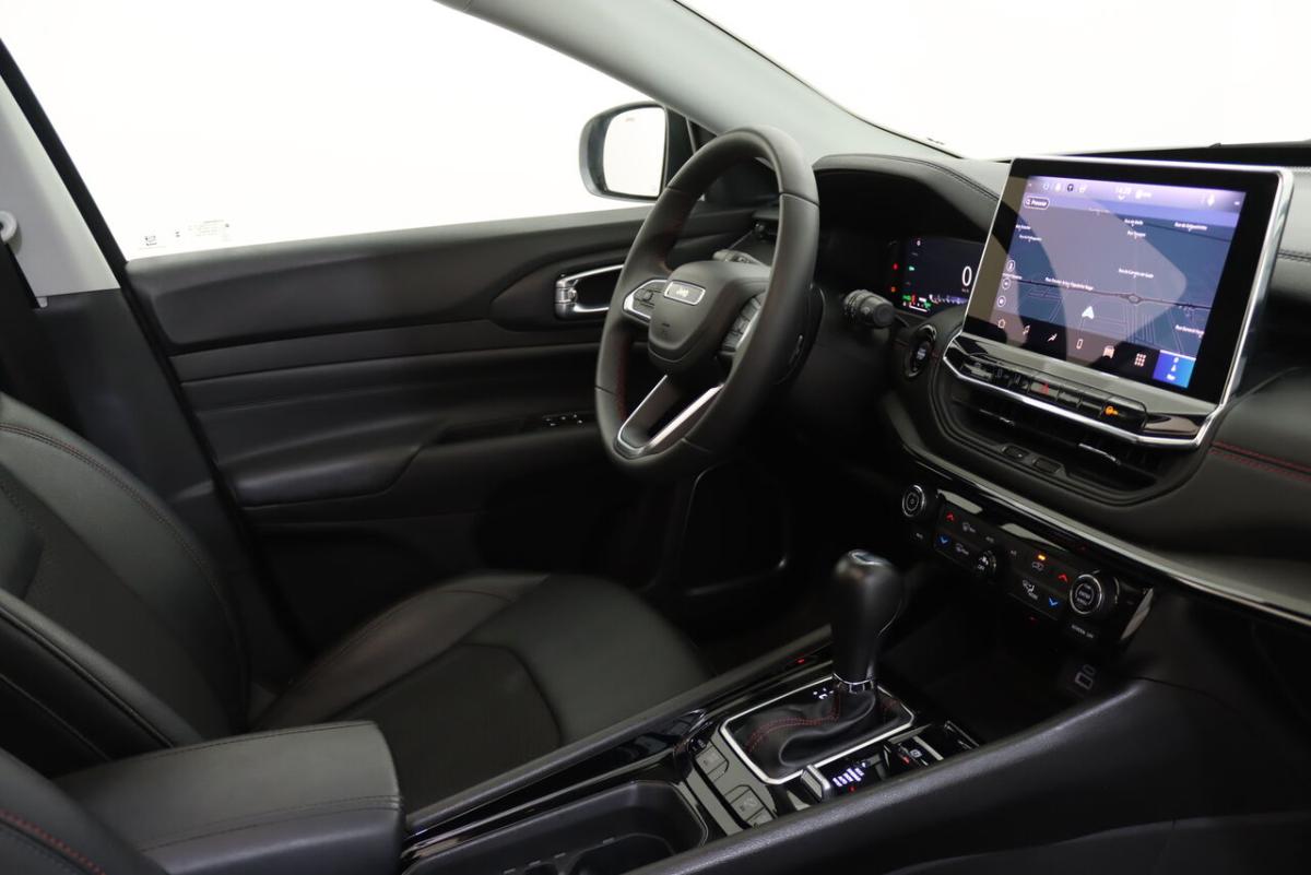jeep-compass-2023-hibrido-1332cc