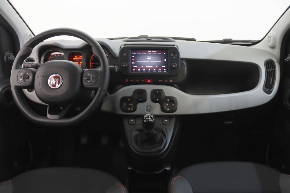 fiat-panda-1-0-hybrid-2024-gasolina-999cc