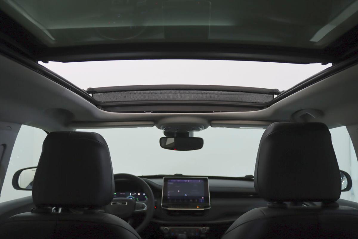 jeep-compass-2023-hibrido-1332cc