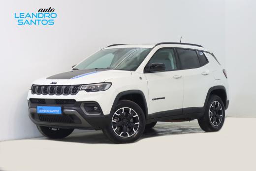 jeep-compass-2023-hibrido-1332cc