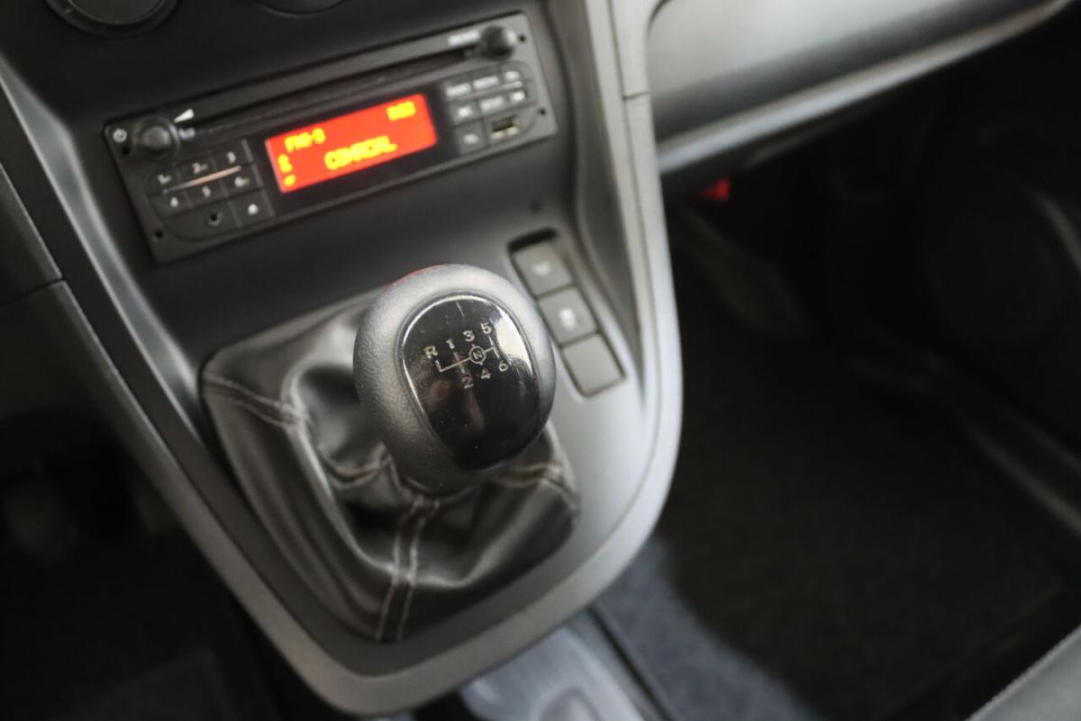 mercedes-benz-citan-2021-diesel-1461cc