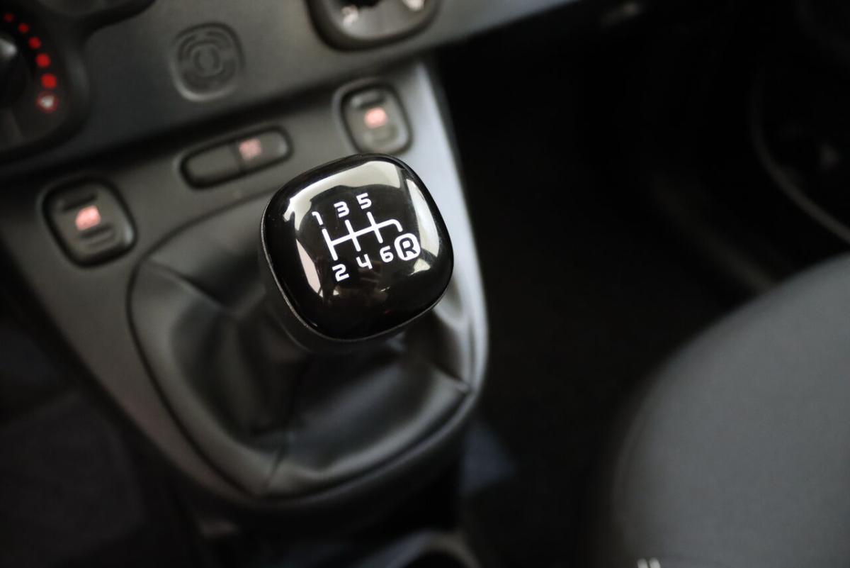 fiat-panda-2024-gasolina-999cc