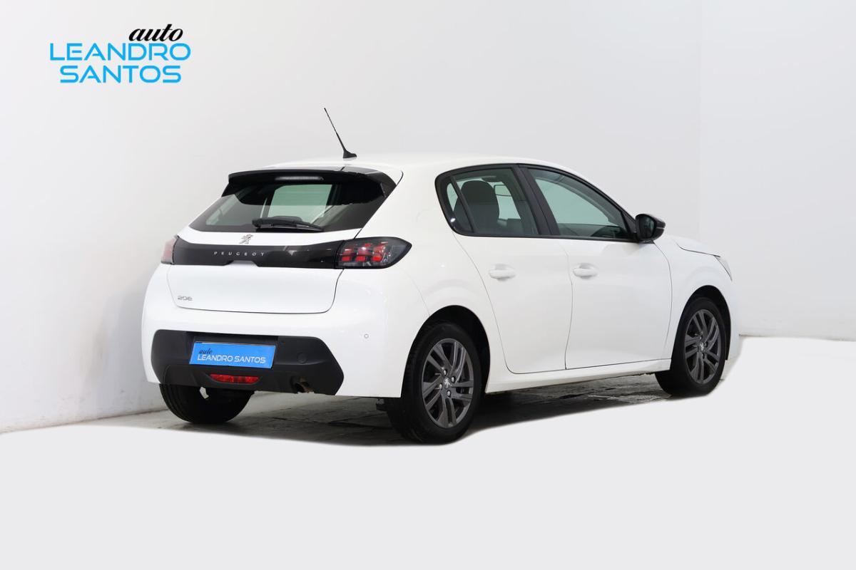 peugeot-208-2022-gasolina-1199cc