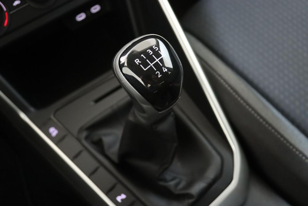 volkswagen-polo-2024-gasolina-999cc