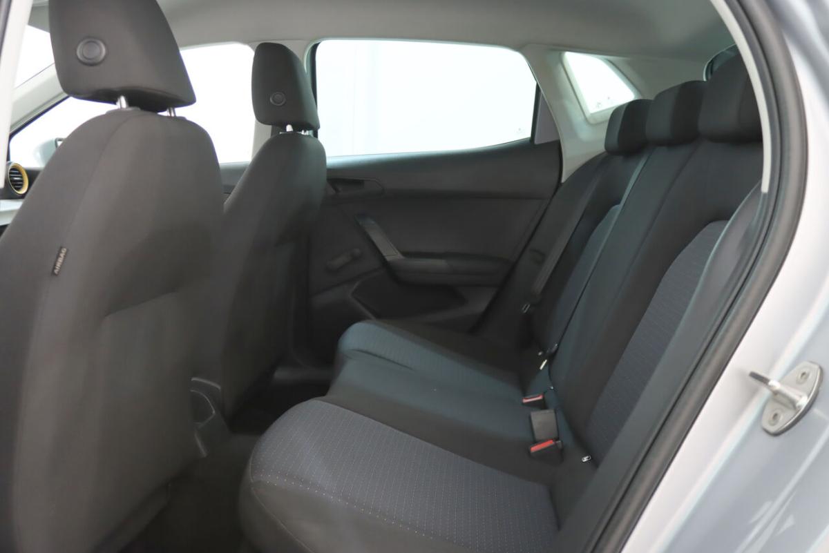 seat-ibiza-2023-gasolina-999cc