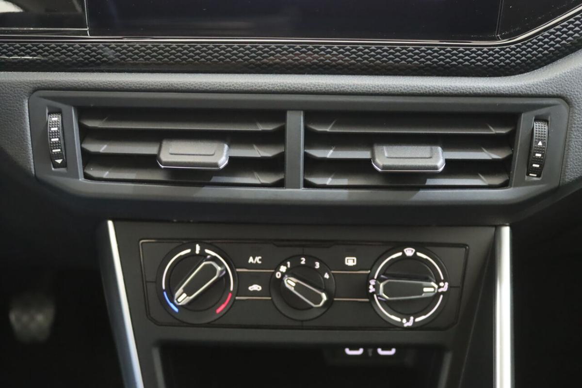 volkswagen-polo-2024-gasolina-999cc