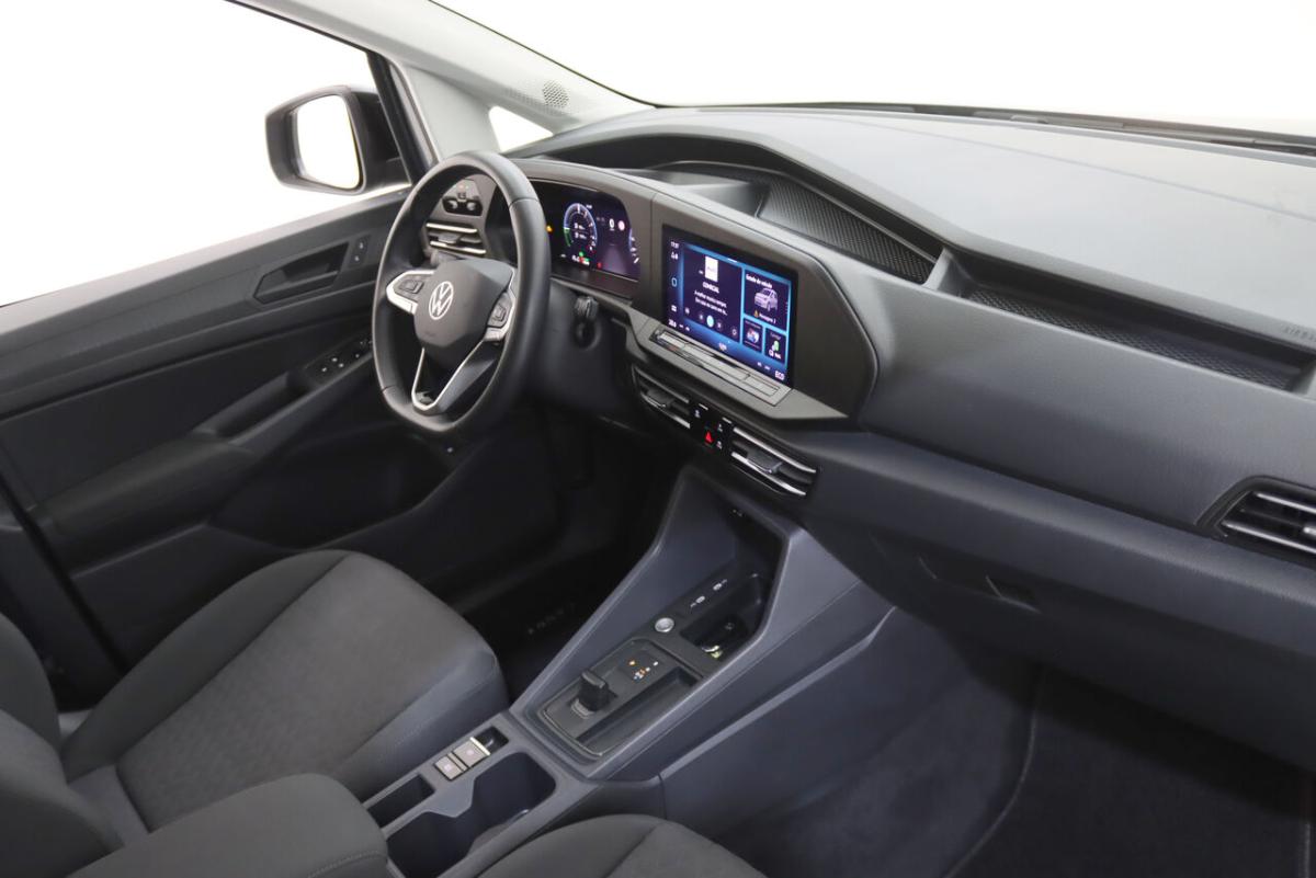 volkswagen-caddy-2025-hibrido-1498cc