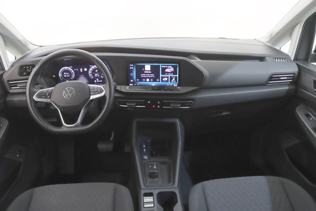 volkswagen-caddy-2025-hibrido-1498cc