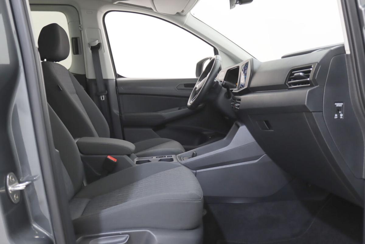 volkswagen-caddy-2025-hibrido-1498cc
