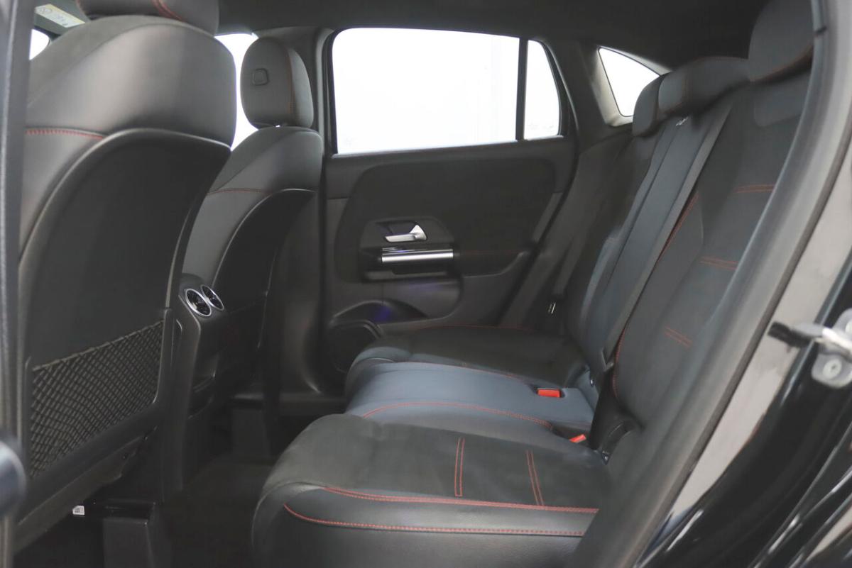 mercedes-benz-gla-2025-hibrido-1332cc