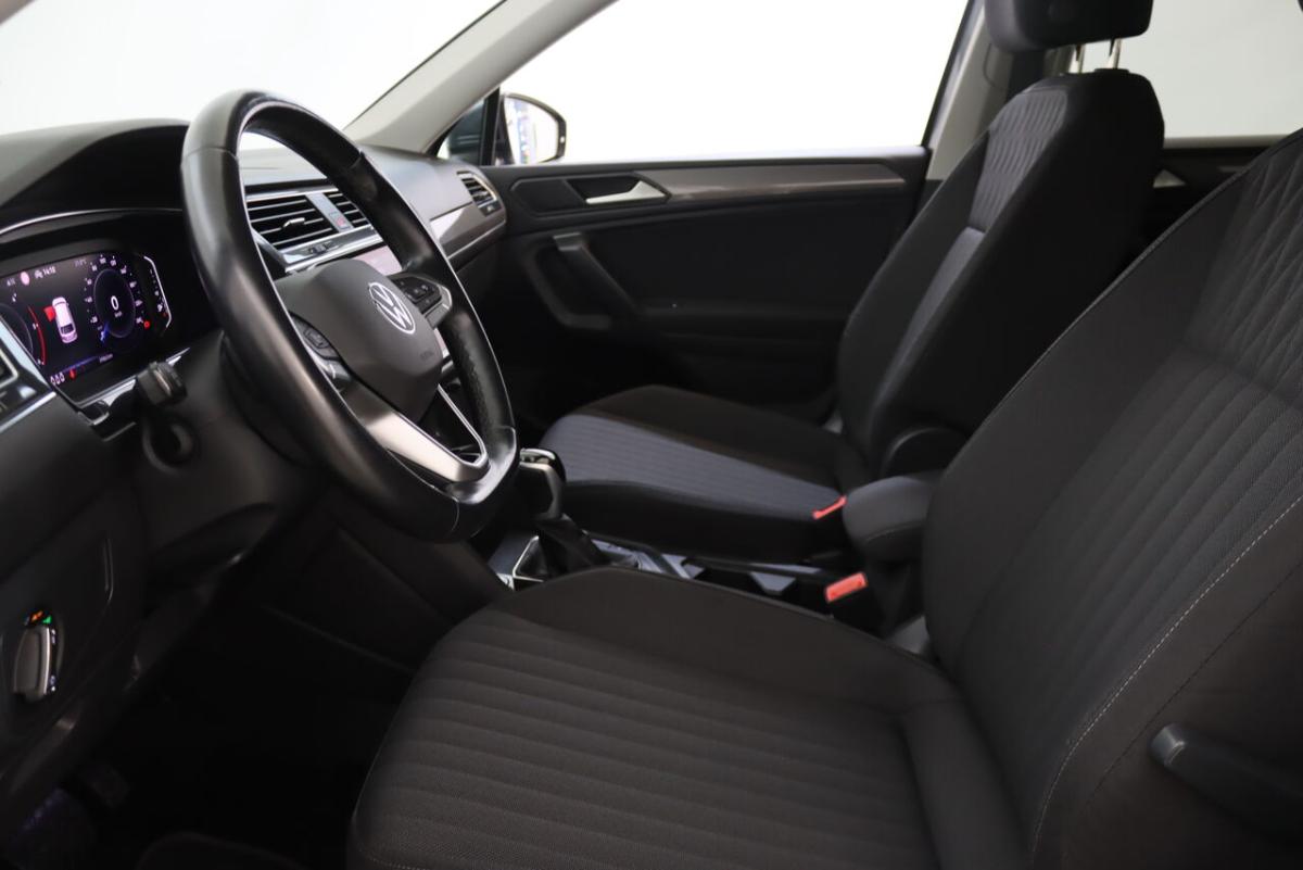 volkswagen-tiguan-allspace-2023-diesel-1968cc