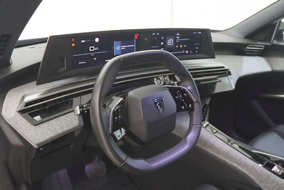 peugeot-5008-2025-hibrido-a-gasolina-1199cc