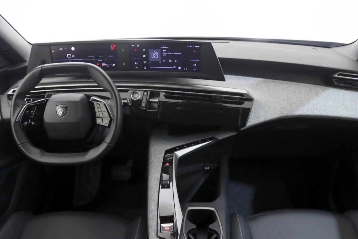 peugeot-5008-2025-hibrido-a-gasolina-1199cc