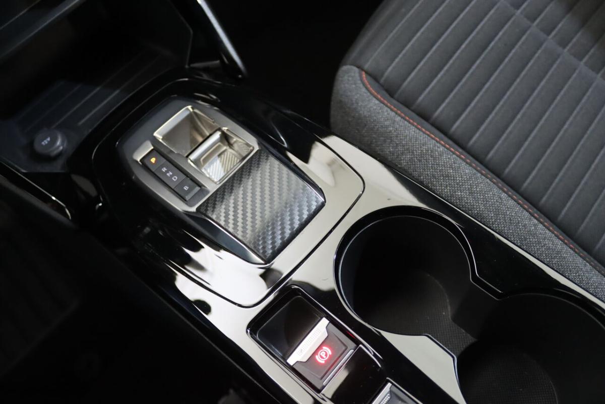 peugeot-e-2008-active-ev-50kwh-2023-eletrico-1cc