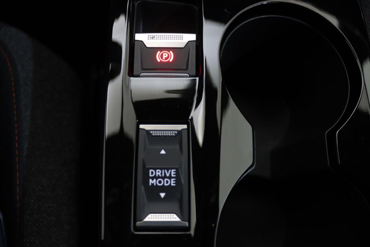 peugeot-e-2008-active-ev-50kwh-2023-eletrico-1cc