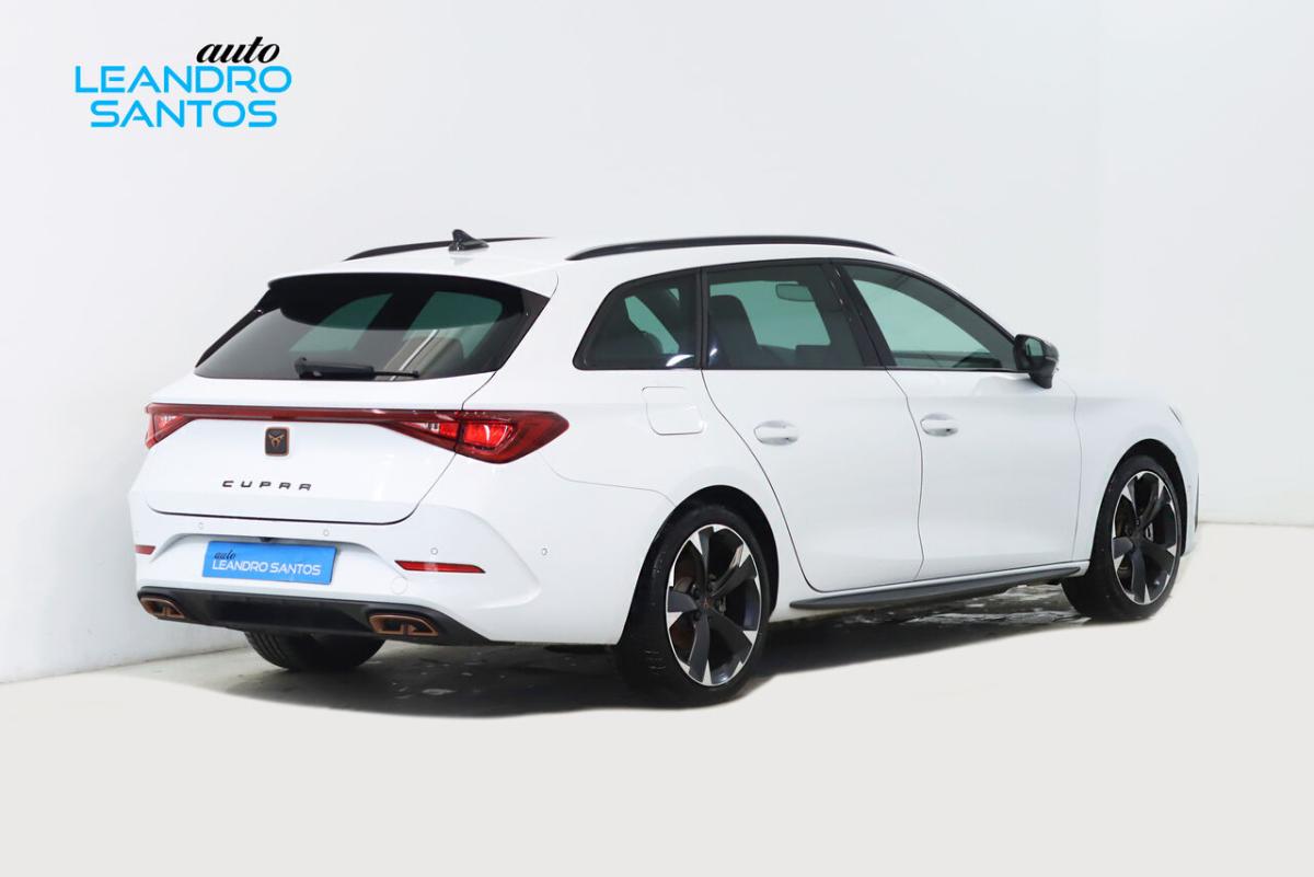 cupra-leon-sportstourer-2024-hibrido-1395cc