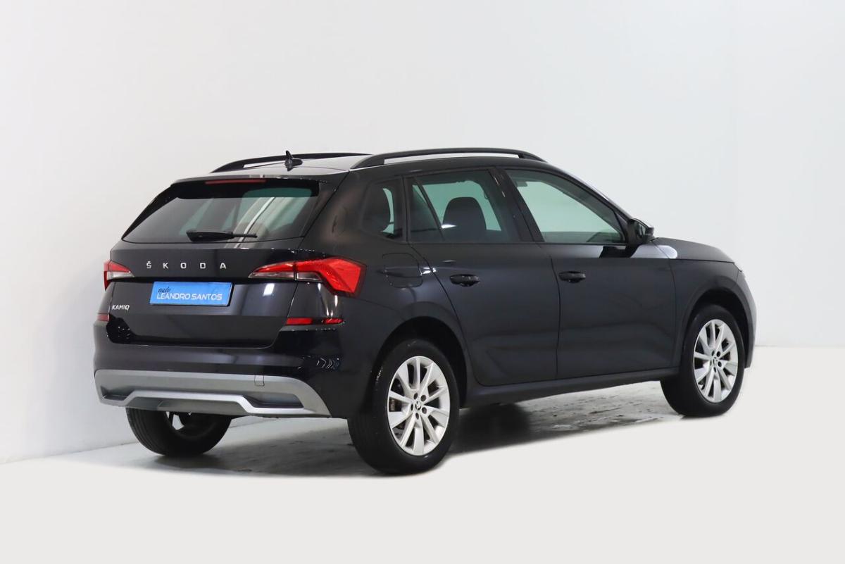 skoda-kamiq-2022-gasolina-999cc