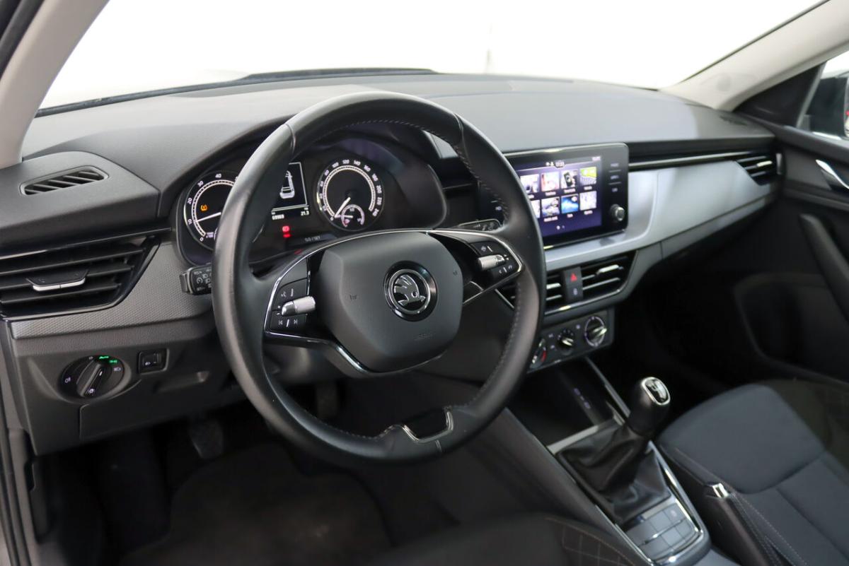 skoda-kamiq-2022-gasolina-999cc