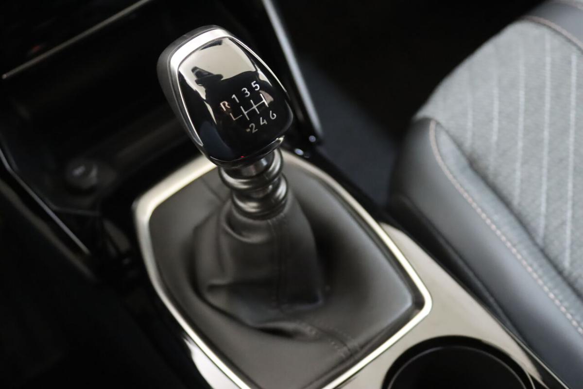 peugeot-2008-2025-gasolina-1199cc