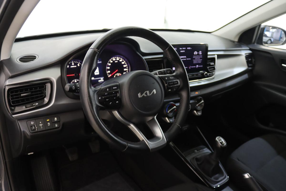 kia-rio-2023-gasolina-998cc