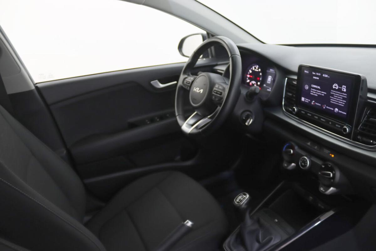 kia-rio-2023-gasolina-998cc