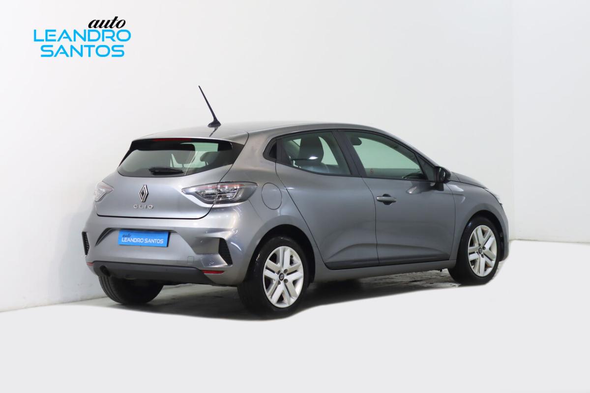 renault-clio-2024-gasolina-999cc
