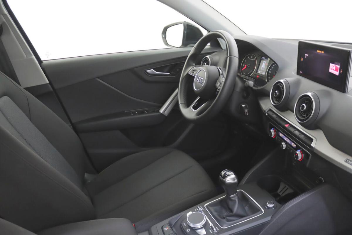 audi-q2-2023-gasolina-999cc